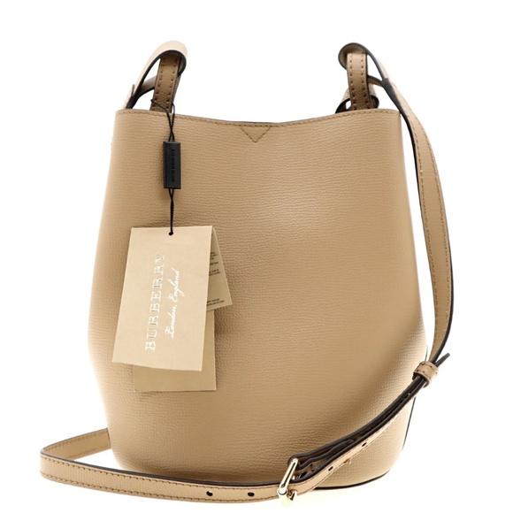 Burberry Lorne Bucket Bag Crossbody Leather - Picture 1 of 10